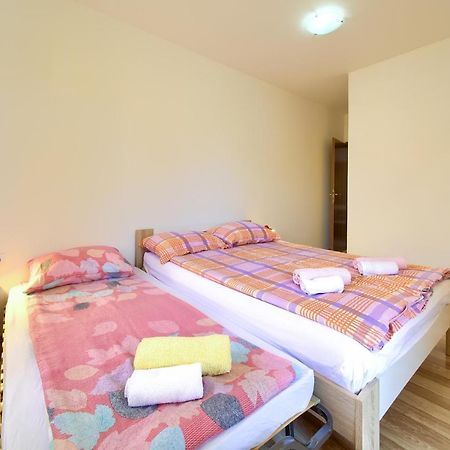 Apartman Mihael Malinska Exterior foto