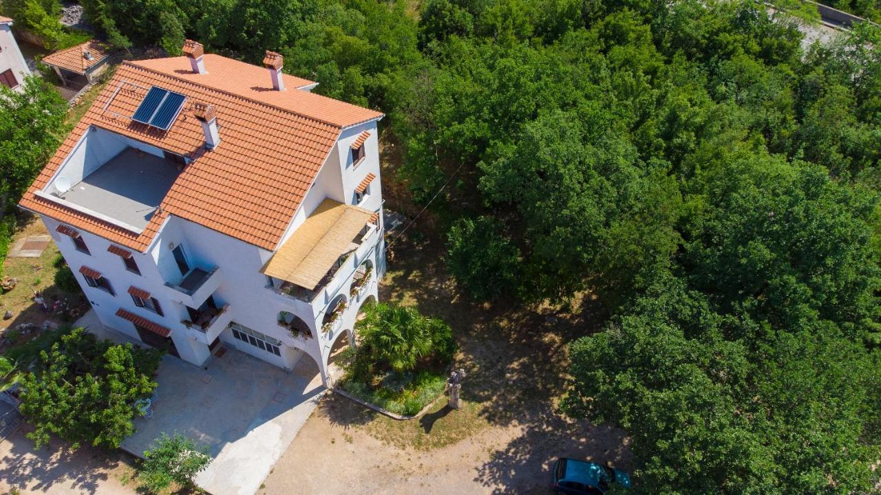 Apartman Mihael Malinska Exterior foto