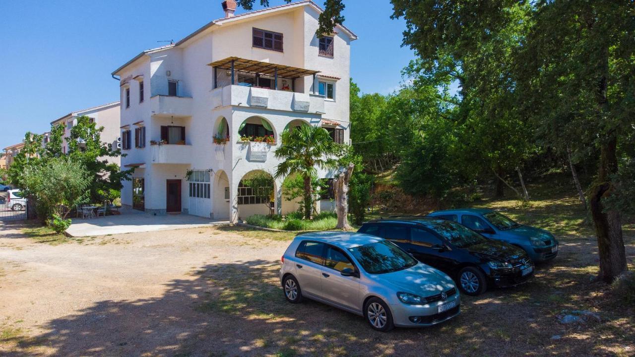 Apartman Mihael Malinska Exterior foto