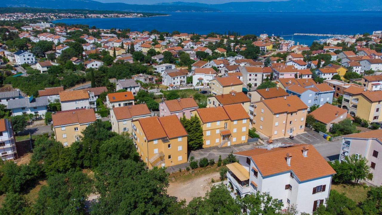 Apartman Mihael Malinska Exterior foto