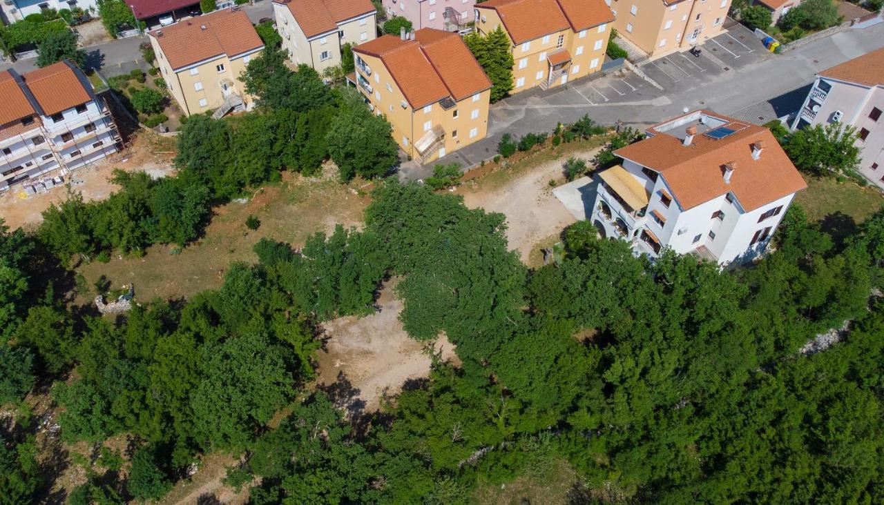 Apartman Mihael Malinska Exterior foto